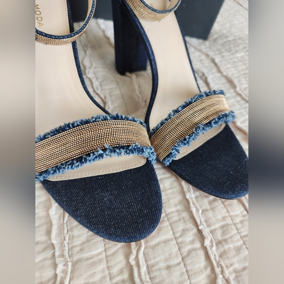 Pelle Moda Women's Denim Blue Bonnie Heels with Bling Ankle Strap, Size 10 - Picture 3 of 9
